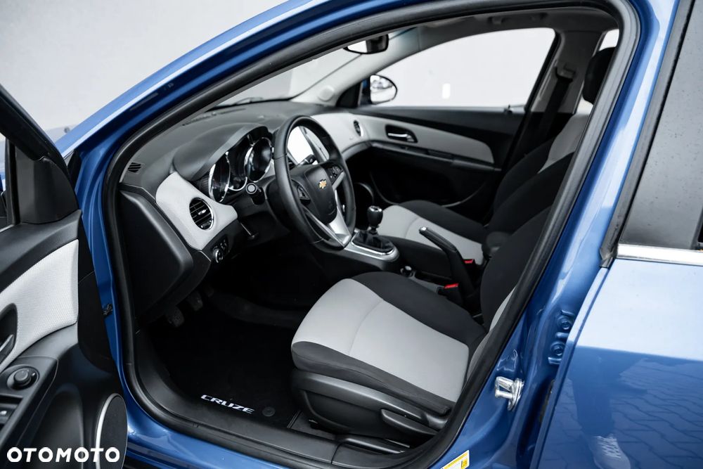 Chevrolet Cruze 1.8 LTZ - 20