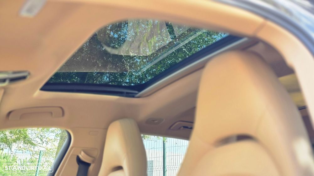 Porsche Panamera Sport Turismo 4 E-Hybrid Platinum Edition - 38