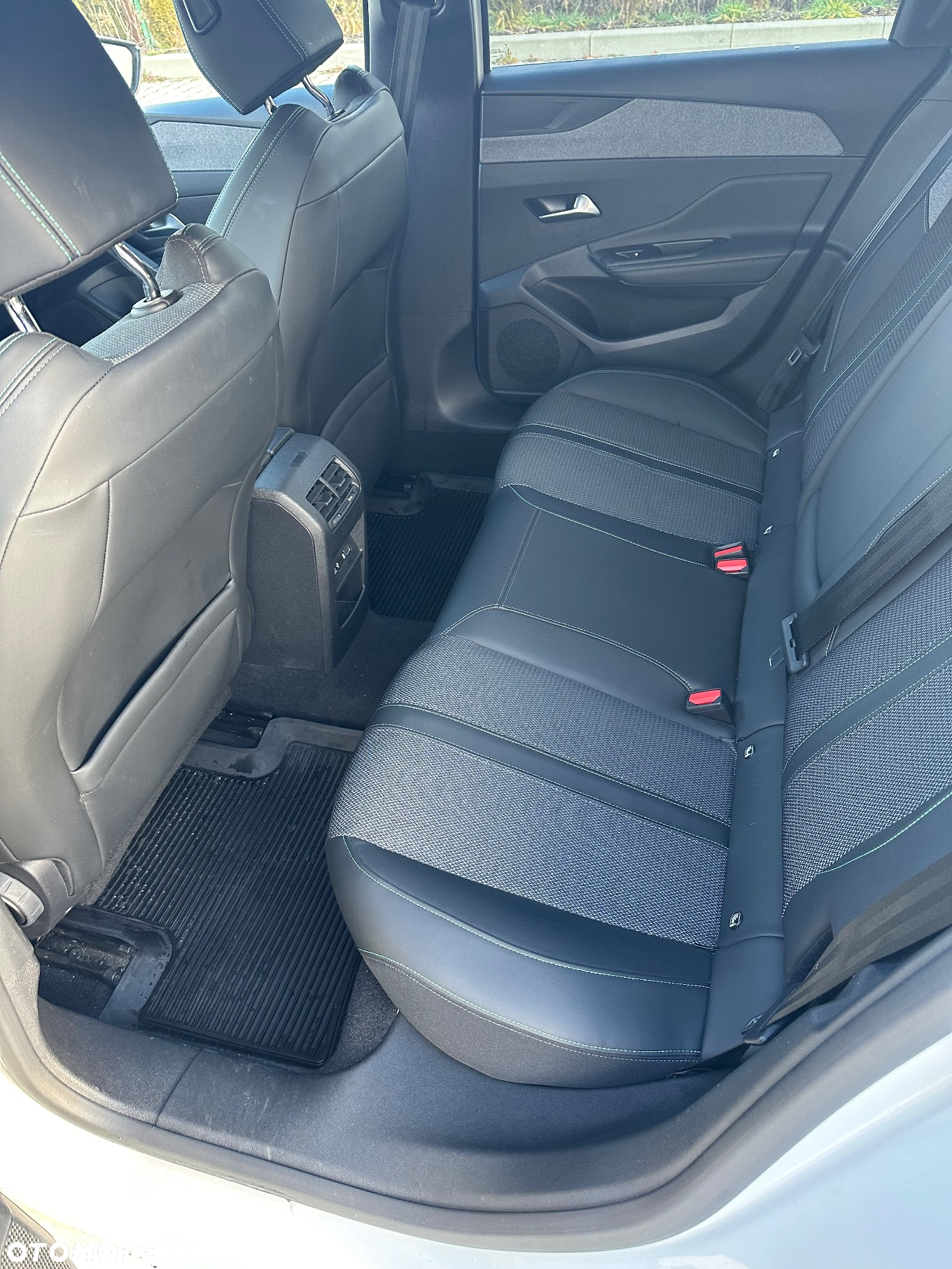 Peugeot 308 1.2 PureTech Allure Pack S&S EAT8 - 12