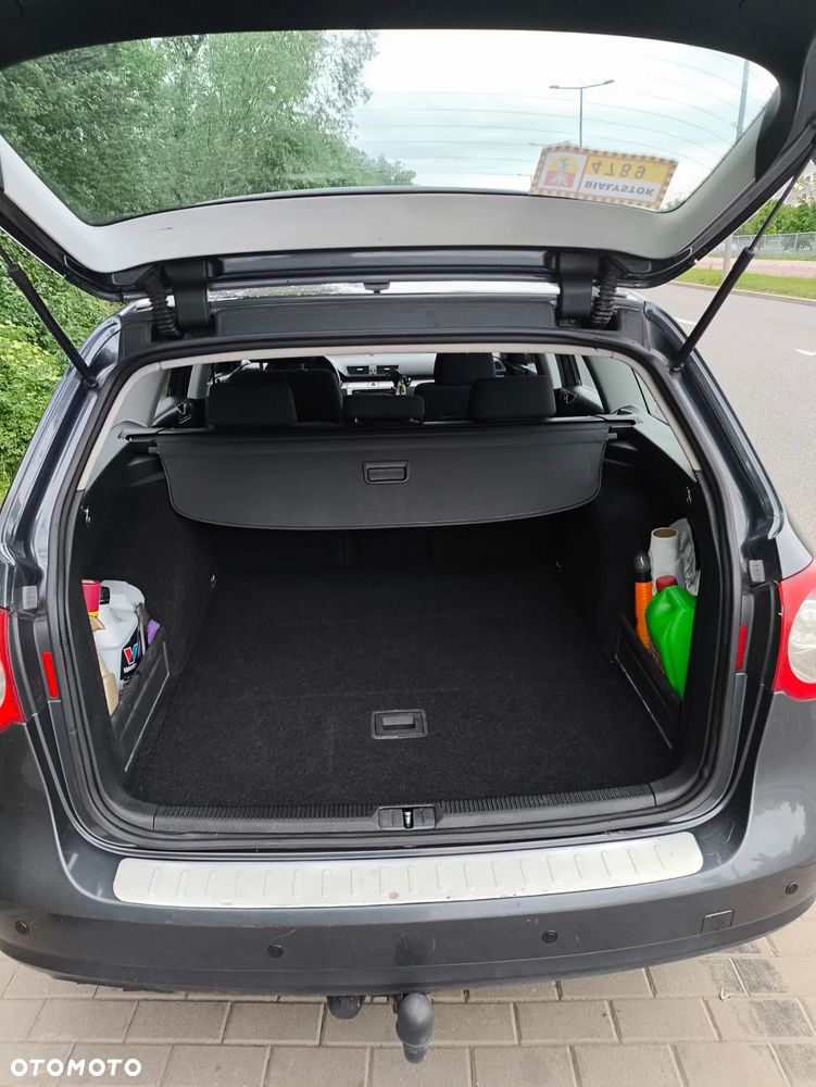 Volkswagen Passat 1.9 TDI Comfortline - 13
