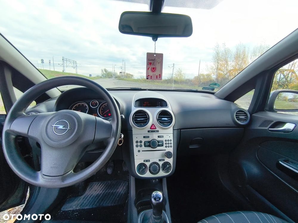 Opel Corsa - 7