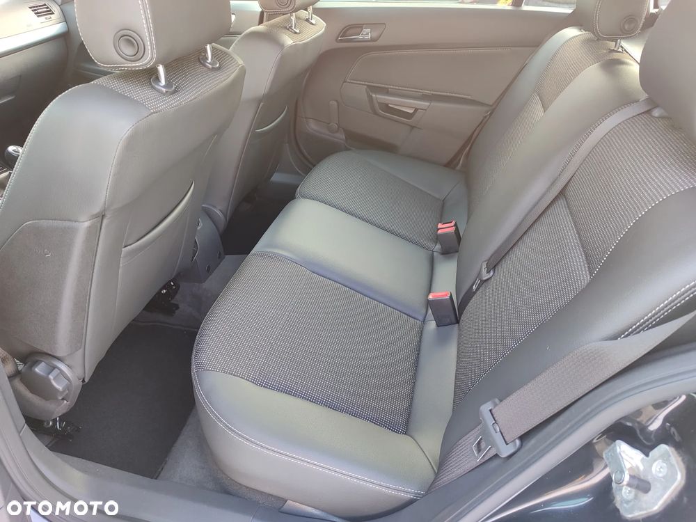 Opel Astra 1.8 Cosmo - 20