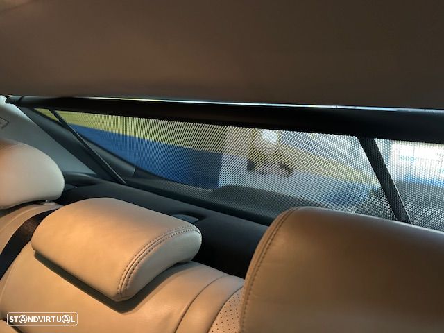 Jaguar XF 3.0 D V6 S Portfolio - 19