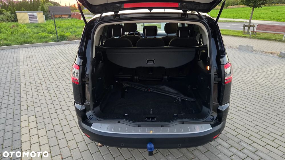 Ford S-Max 2.0 TDCi DPF Titanium - 16