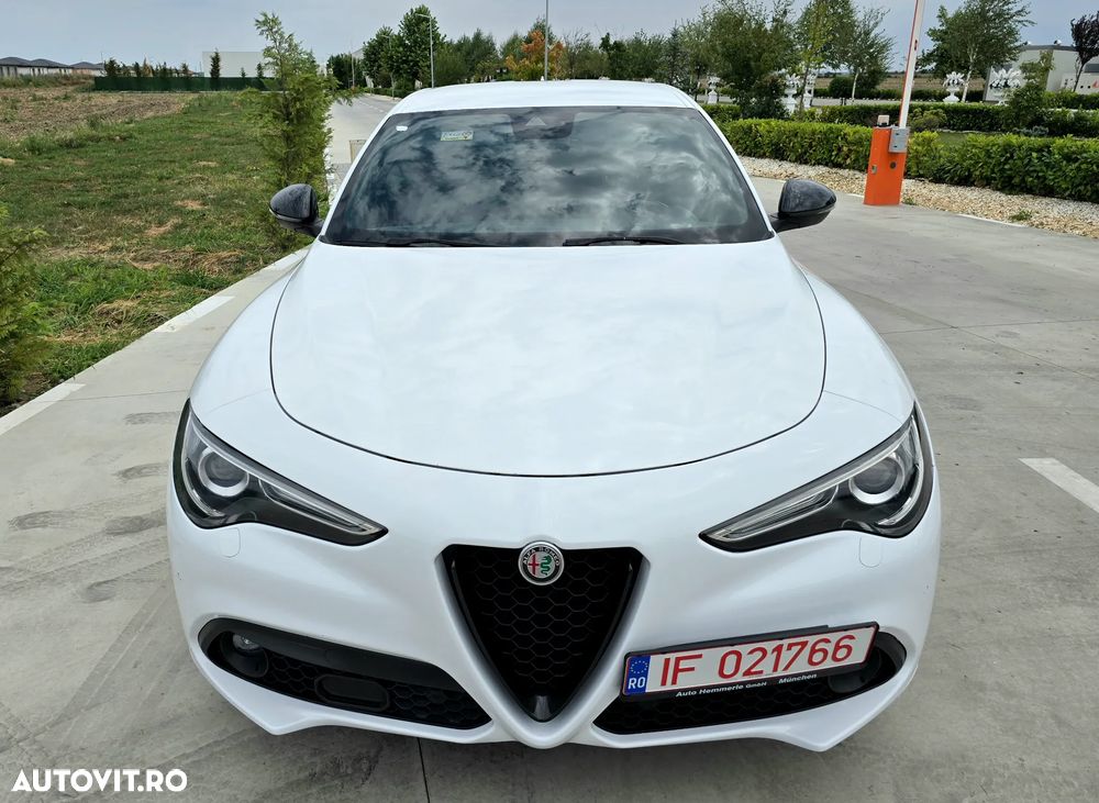 Alfa Romeo Stelvio 2.2 16V AT8 Q4 Veloce - 5