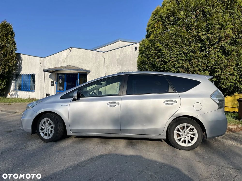 Toyota Prius+ (Hybrid) Comfort - 2
