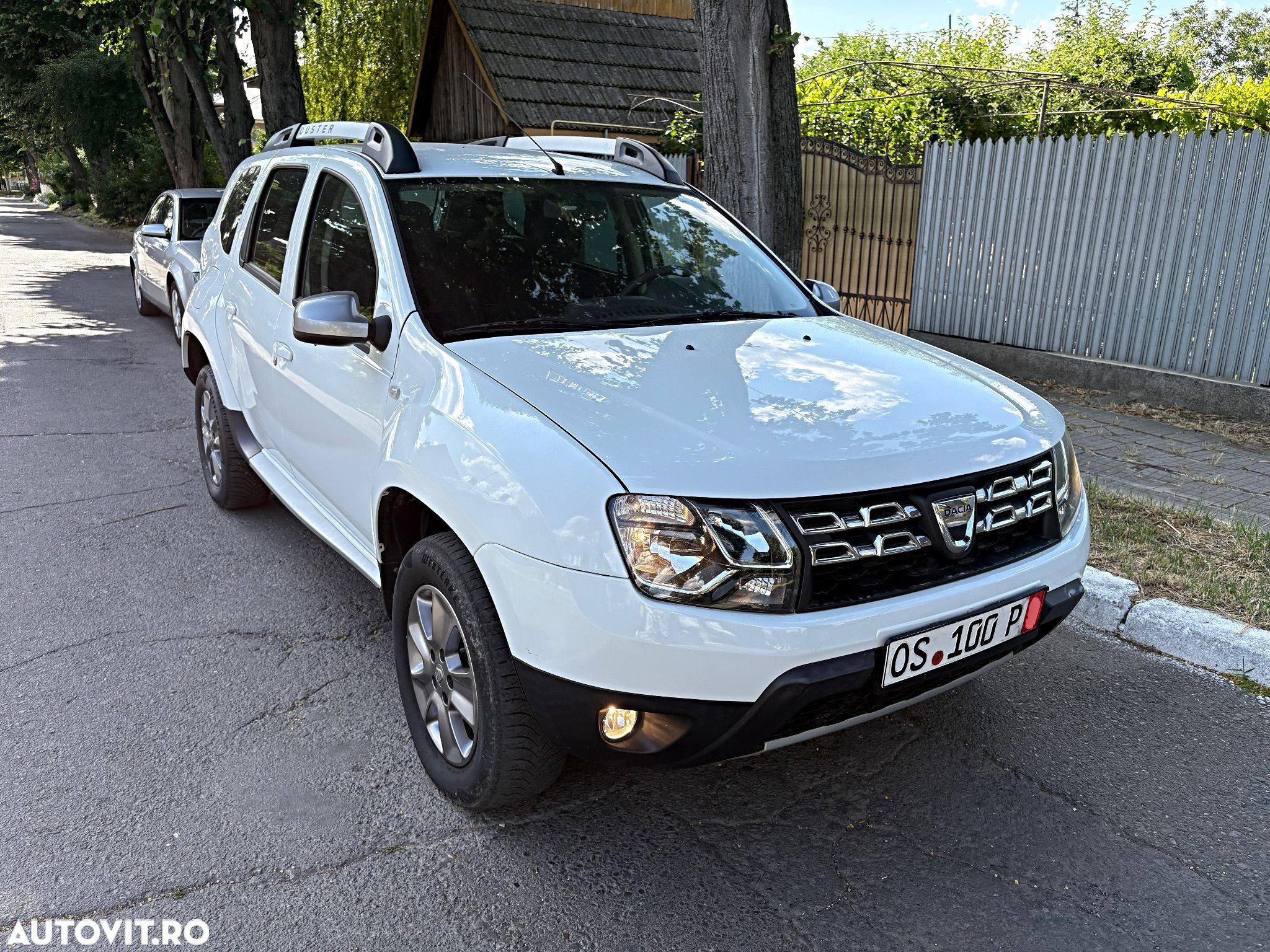 Dacia Duster 1.5 dCi 4x2 Laureate - 1
