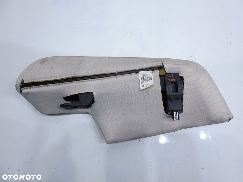 BOCZEK KANAPY PRAWY TYŁ VOLVO V50 - 8