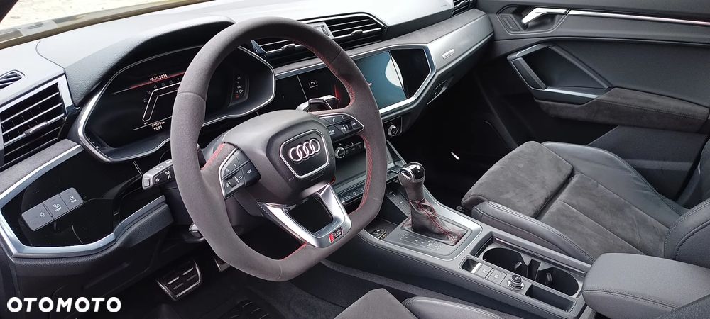 Audi RS Q3 - 16
