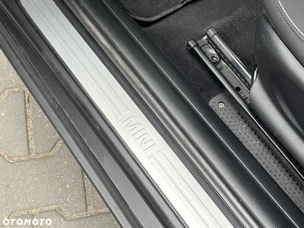 MINI ONE Standard - 23