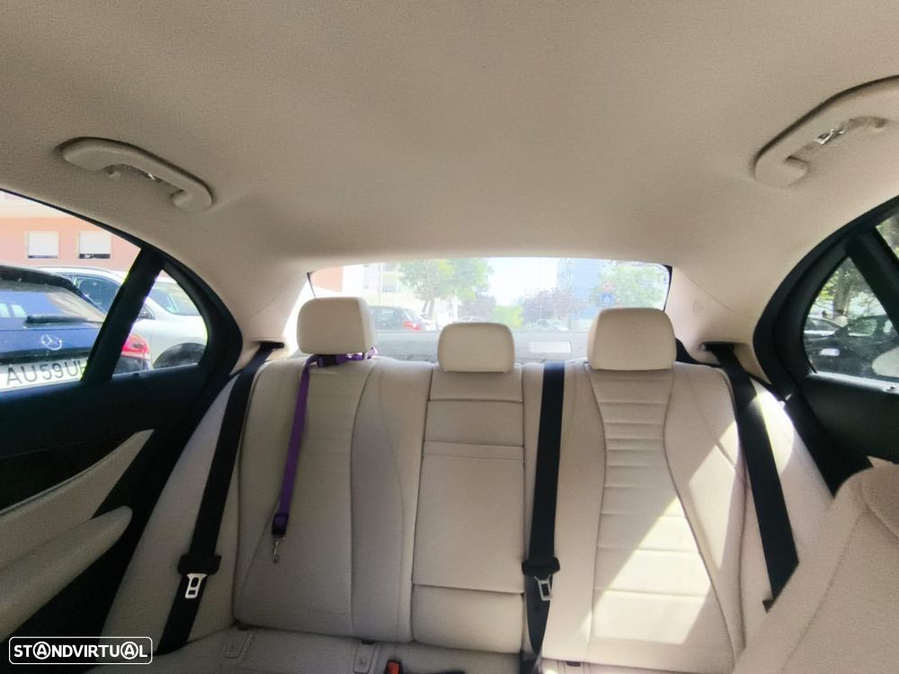 Mercedes-Benz E 200 - 5