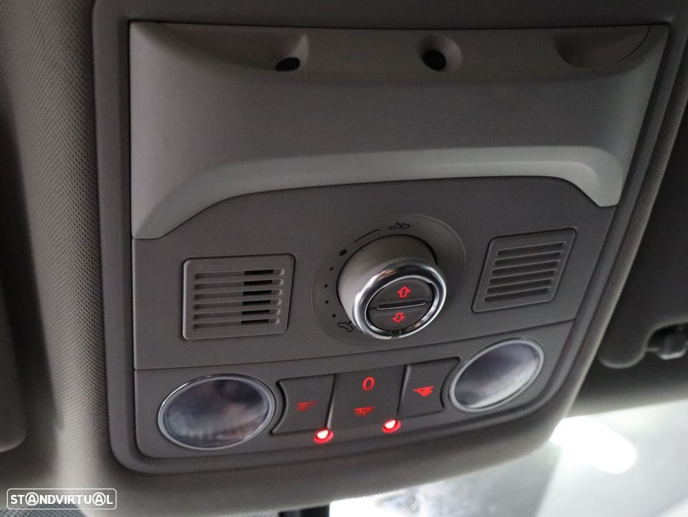 SEAT Leon ST 1.6 TDI Style S/S - 19