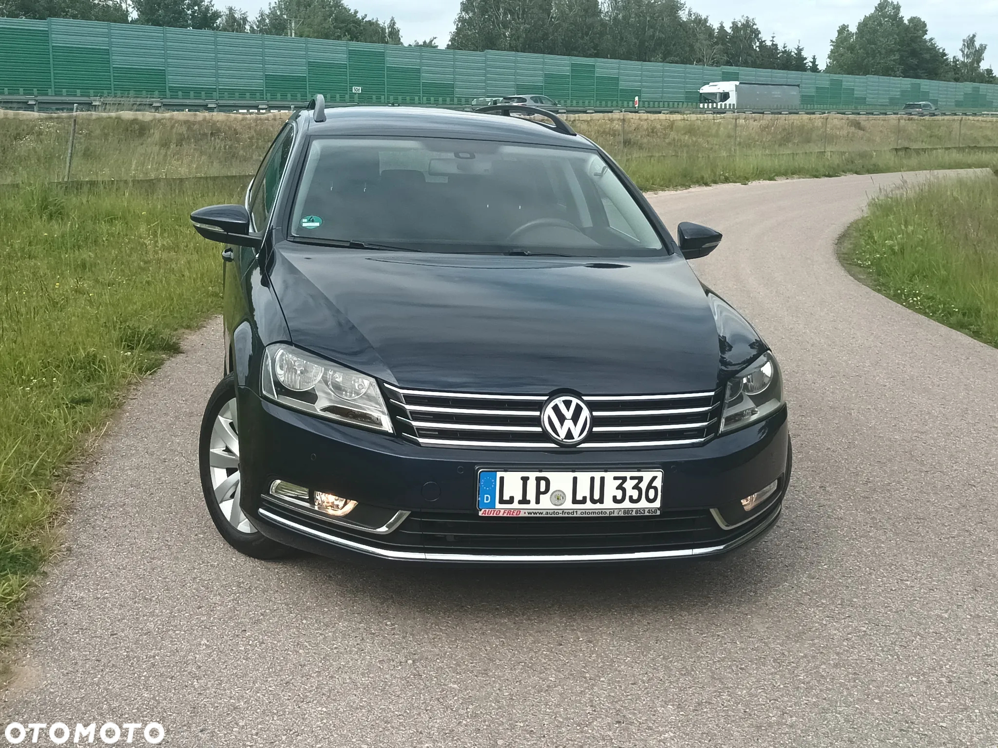 Volkswagen Passat 2.0 TDI Comfortline - 9