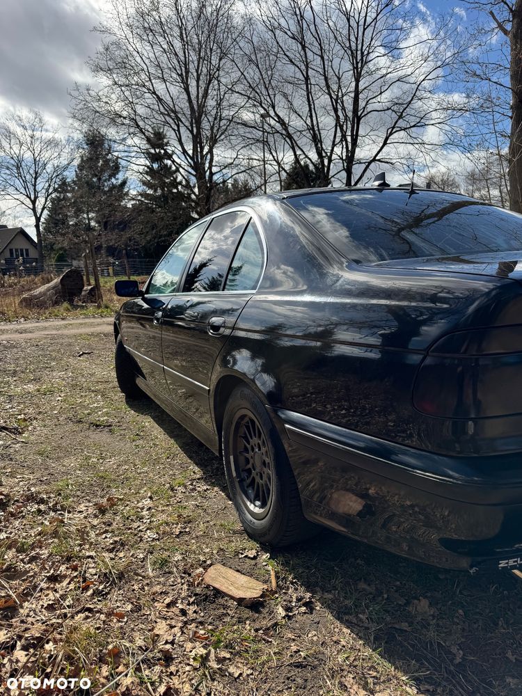 BMW Seria 5 520i - 21