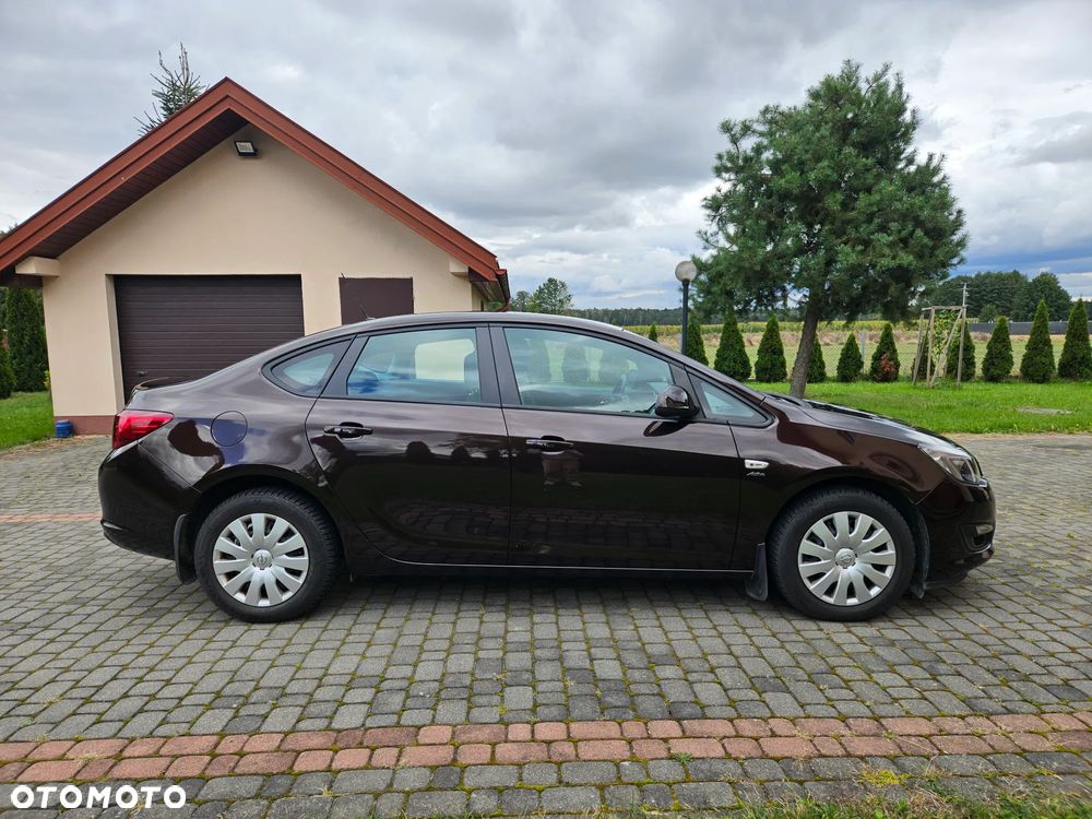 Opel Astra - 3