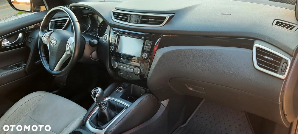 Nissan Qashqai 1.6 DCi 4x4 N-Tec - 12
