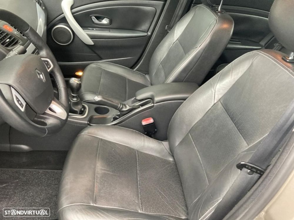 Renault Fluence 1.5 dCi Exclusive - 10