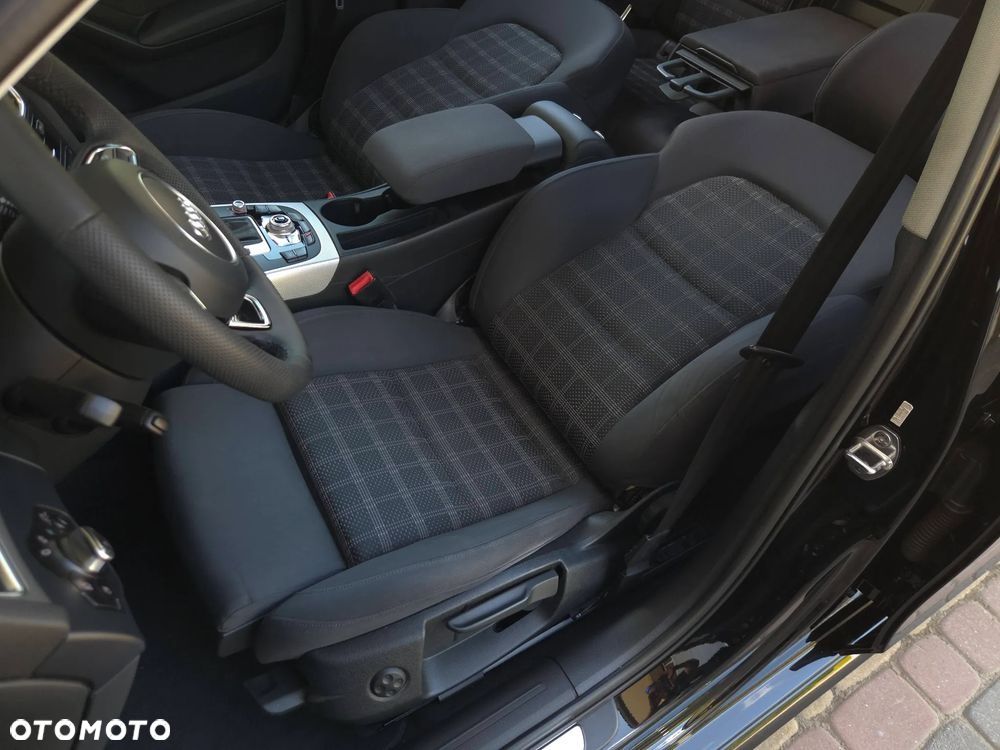 Audi A4 Avant 2.0 TDI DPF quattro S tronic S line Sportpaket - 30