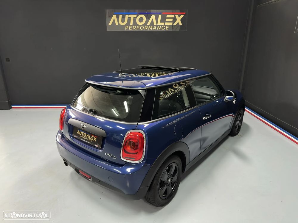 MINI 3 Portas One D Blackyard - 51