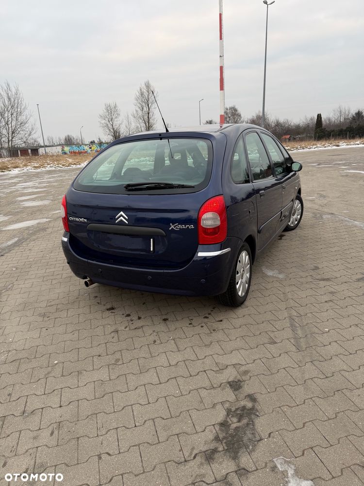 Citroën Xsara Picasso 2.0 16V Exclusive - 6