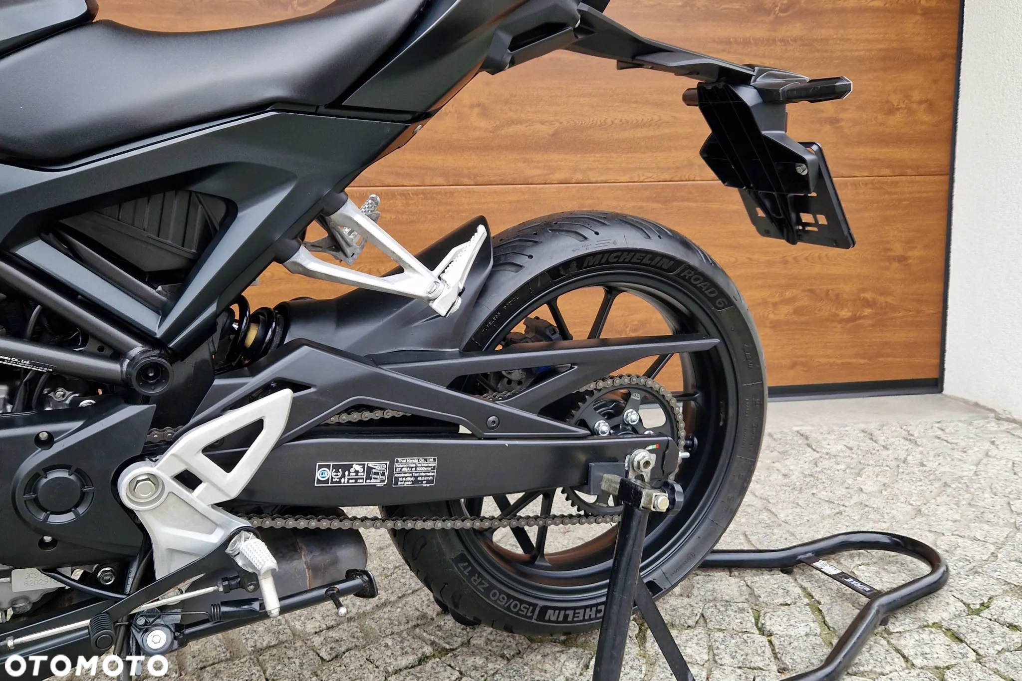 Honda CB - 22
