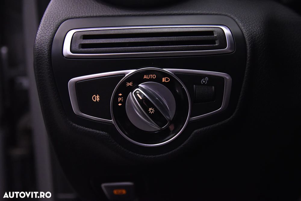 Mercedes-Benz C - 15