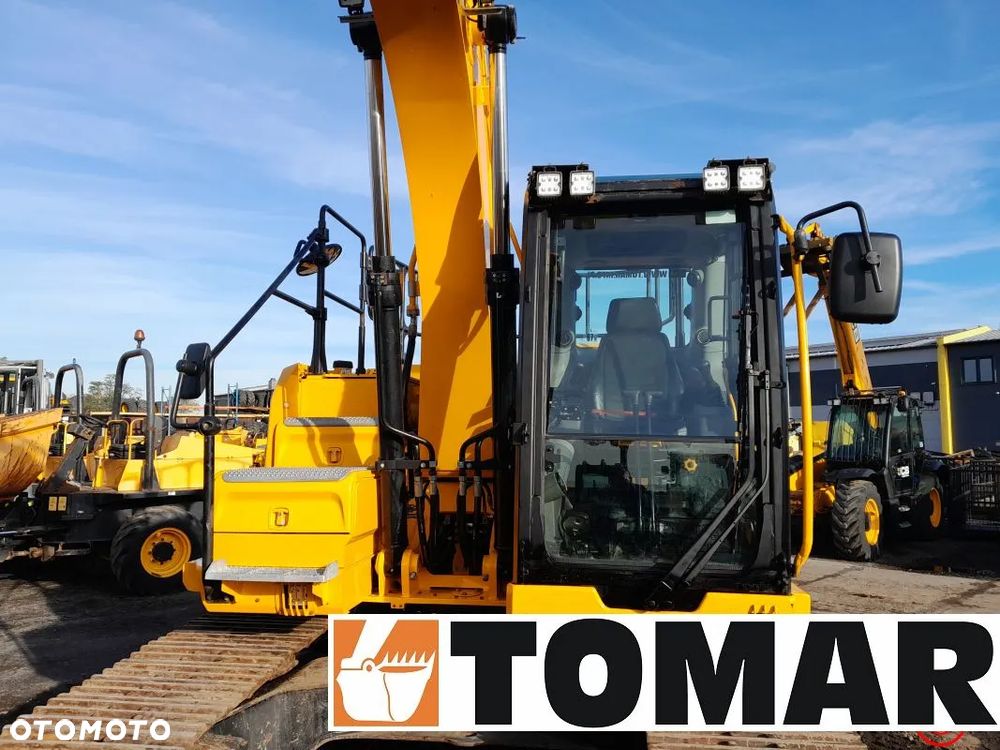 JCB 150X  HD 2021R 17 TON - 9