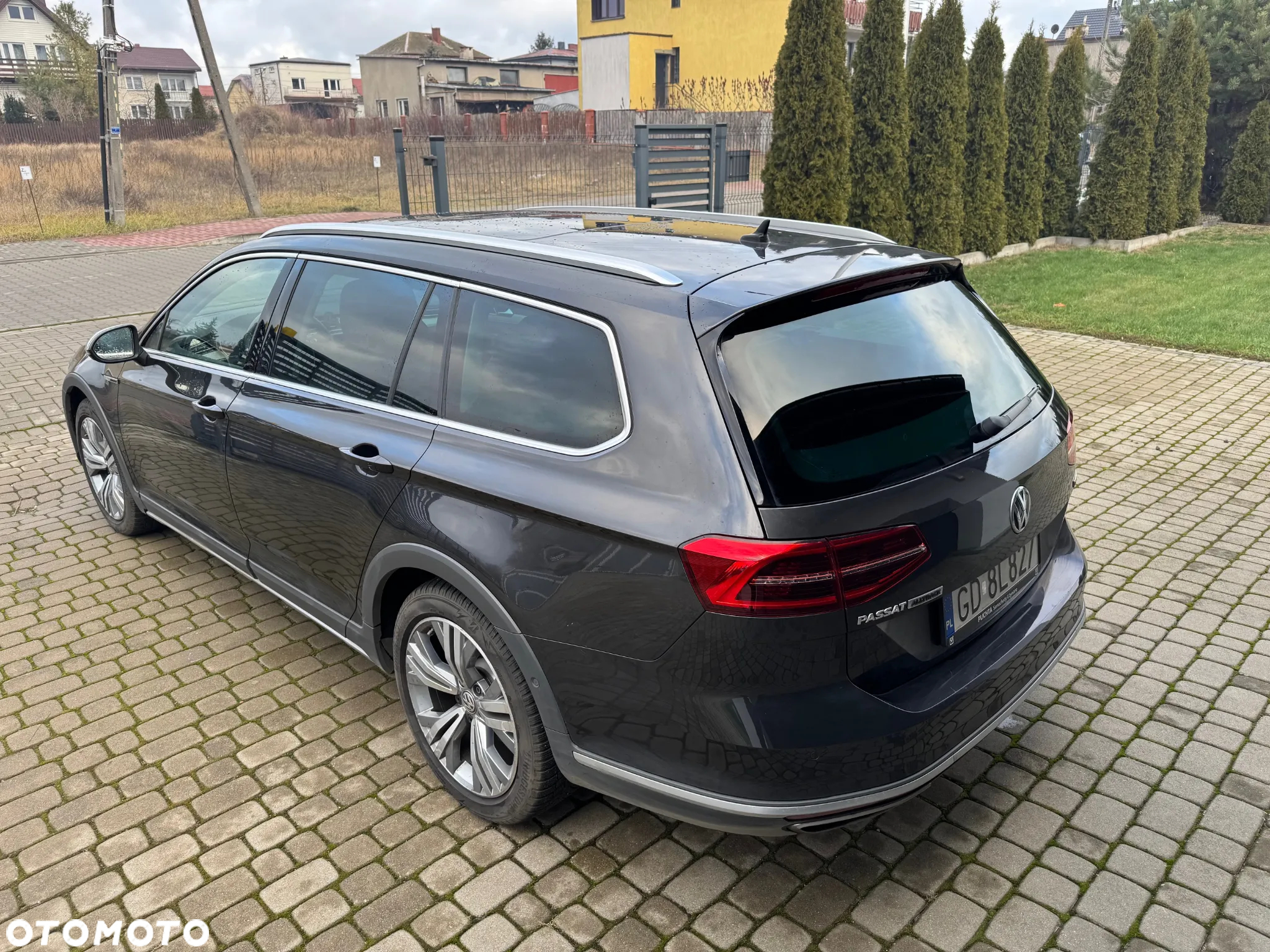 Volkswagen Passat Variant 2.0 TDI SCR DSG 4Motion Alltrack - 8