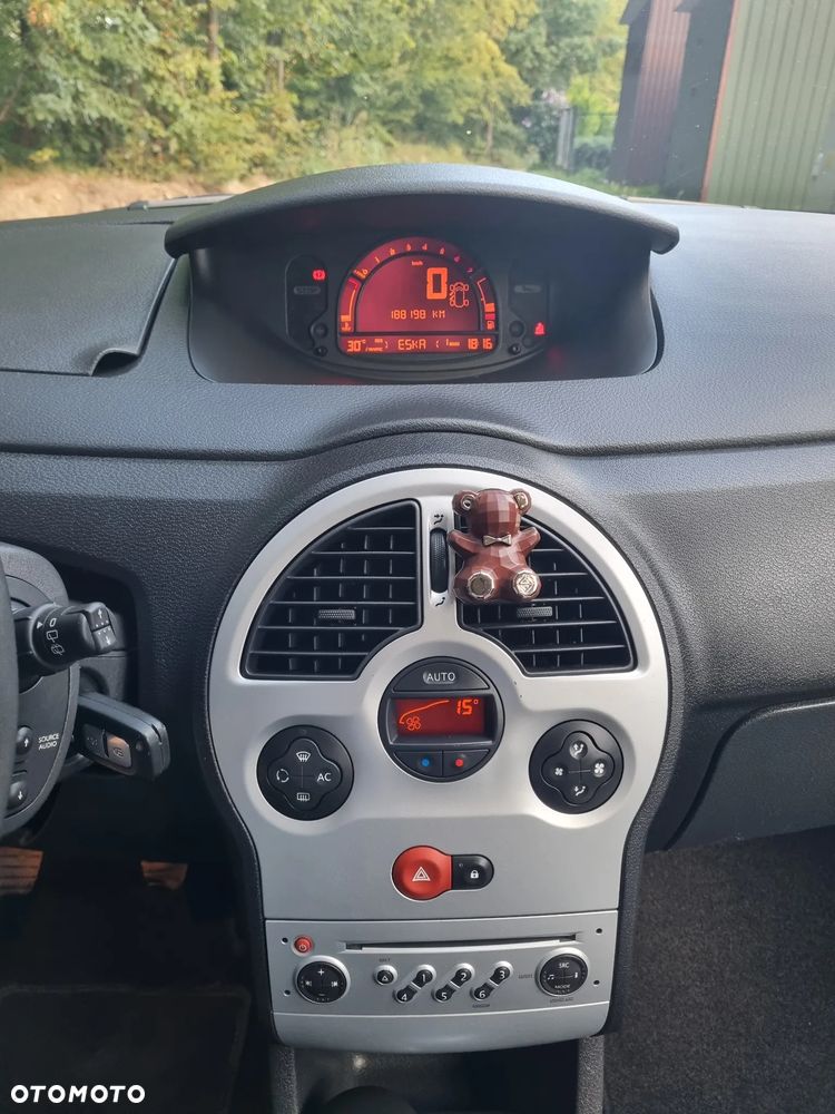 Renault Modus - 11