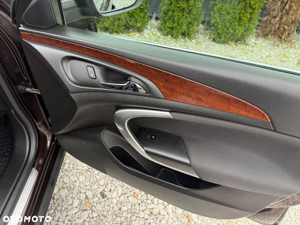 Opel Insignia - 29