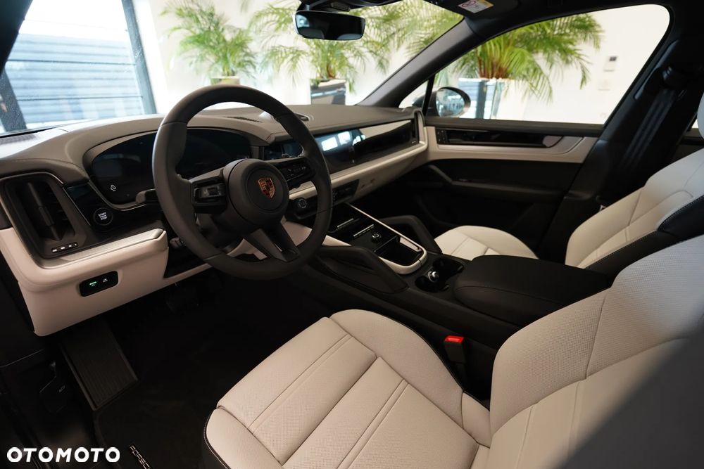 Porsche Cayenne - 11