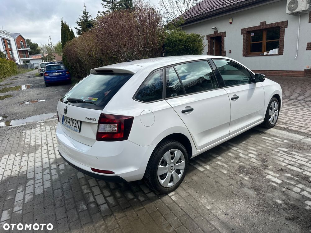 Skoda RAPID 1.4 TDI DPF Edition - 11