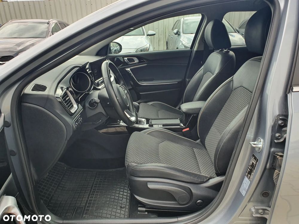 Kia Ceed 1.5 T-GDI Tribute - 29