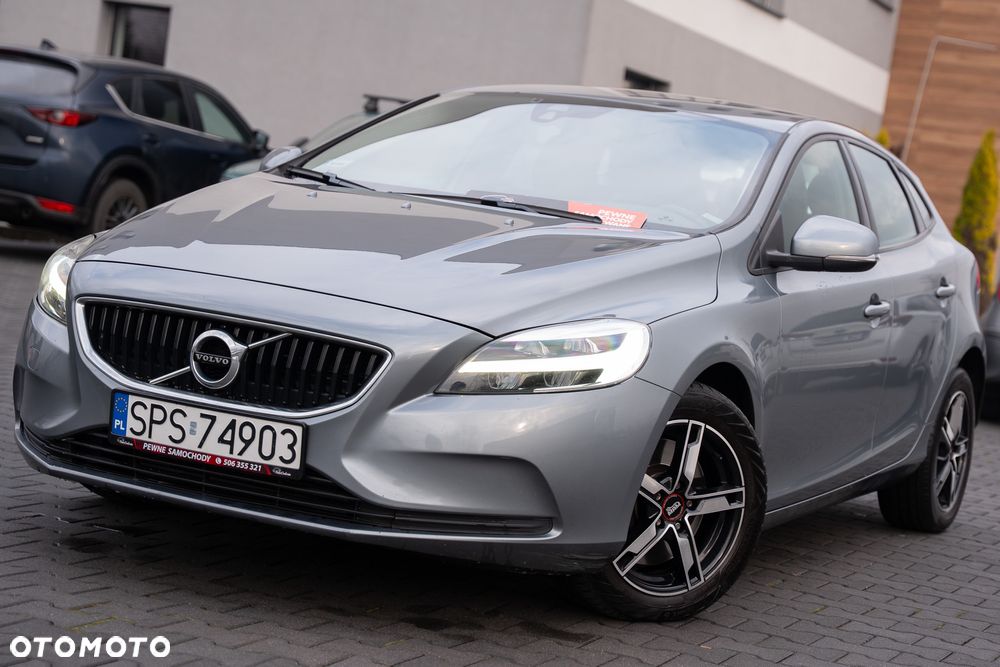 Volvo V40 D2 Geartronic Momentum - 2