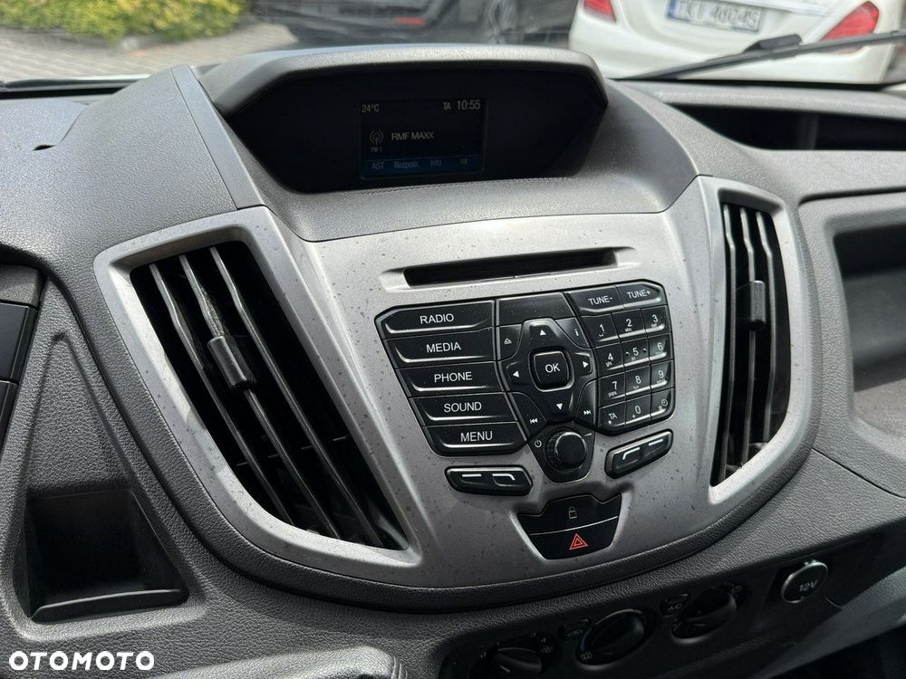 Ford Transit - 26