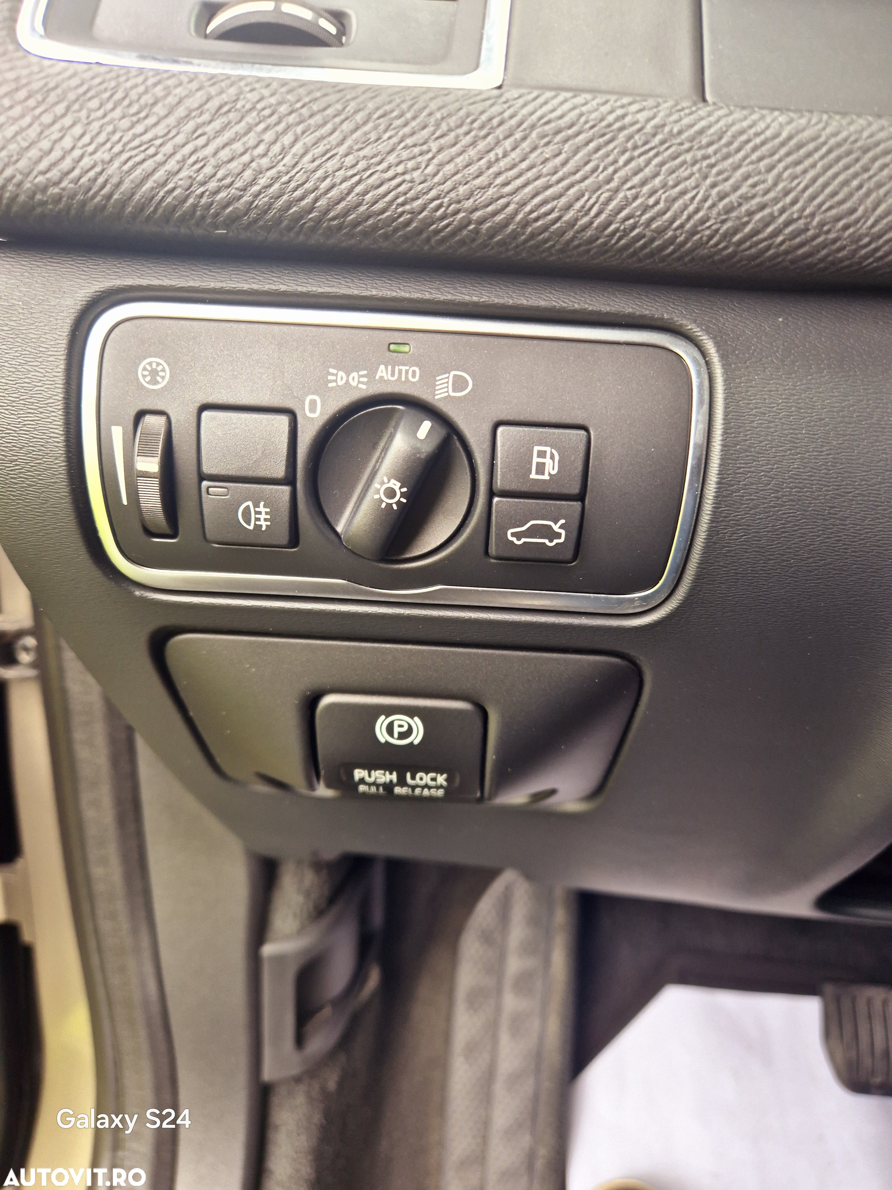 Volvo XC 60 D4 Geartronic Momentum - 26