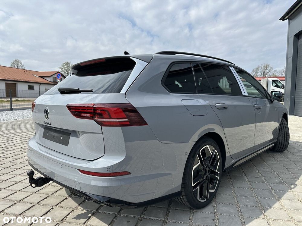 Volkswagen Golf Variant - 35