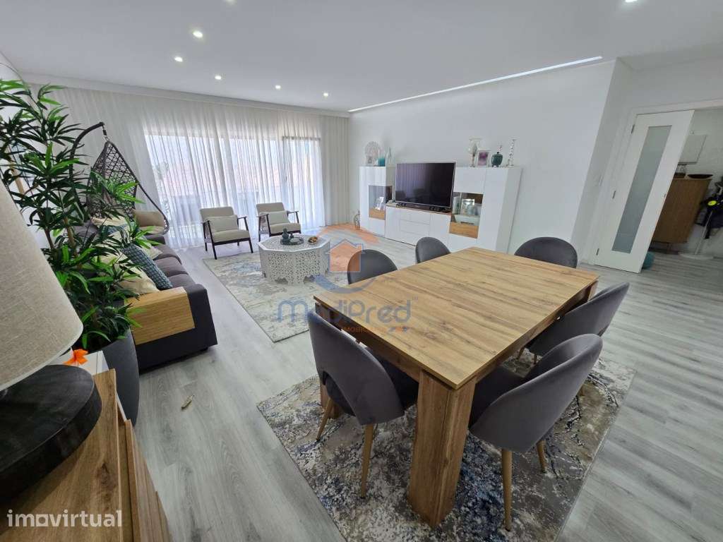 Apartamento T2 com BOX e Varandas | Encosta do Mourigo, Famões - Grande imagem: 3/34