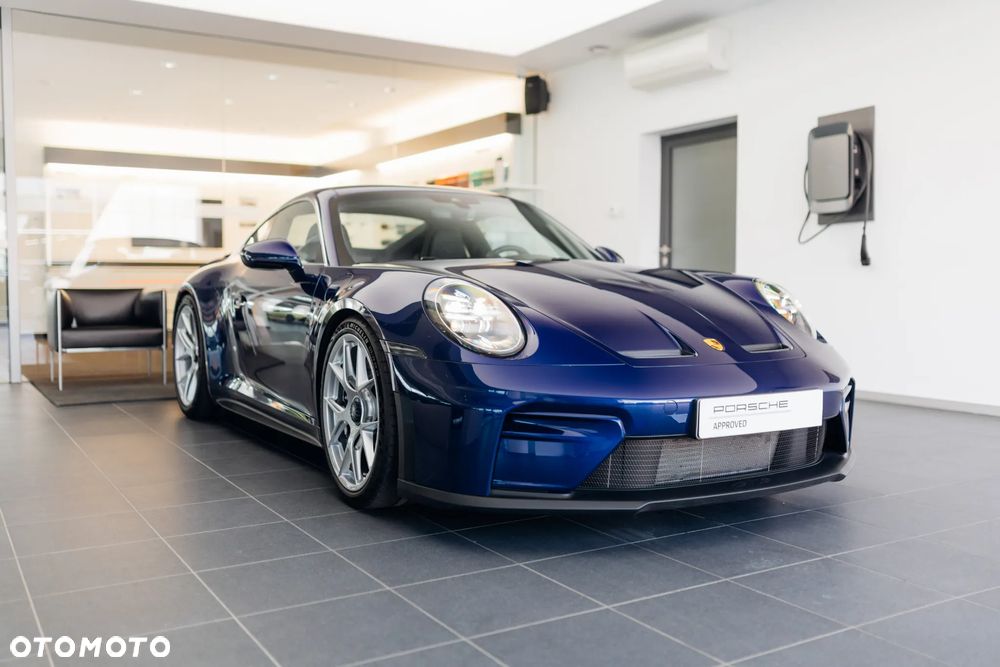 Porsche 911 GT3 Touring PDK - 8