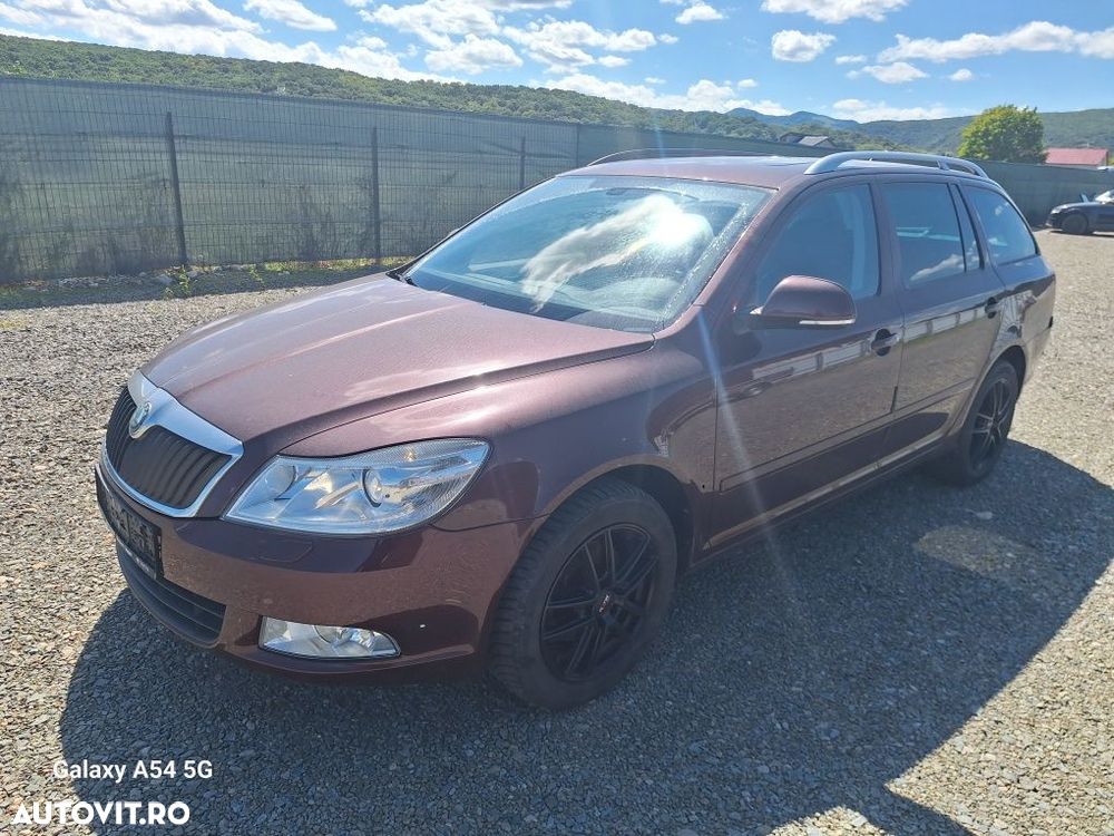Dezmembrez Skoda Octavia facelift 1.8 tfsi CDAA cod culoare LF3X - 3