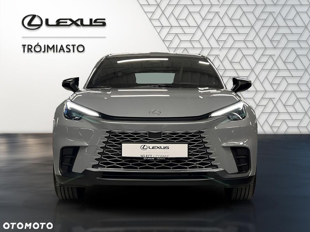 Lexus LBX 2024