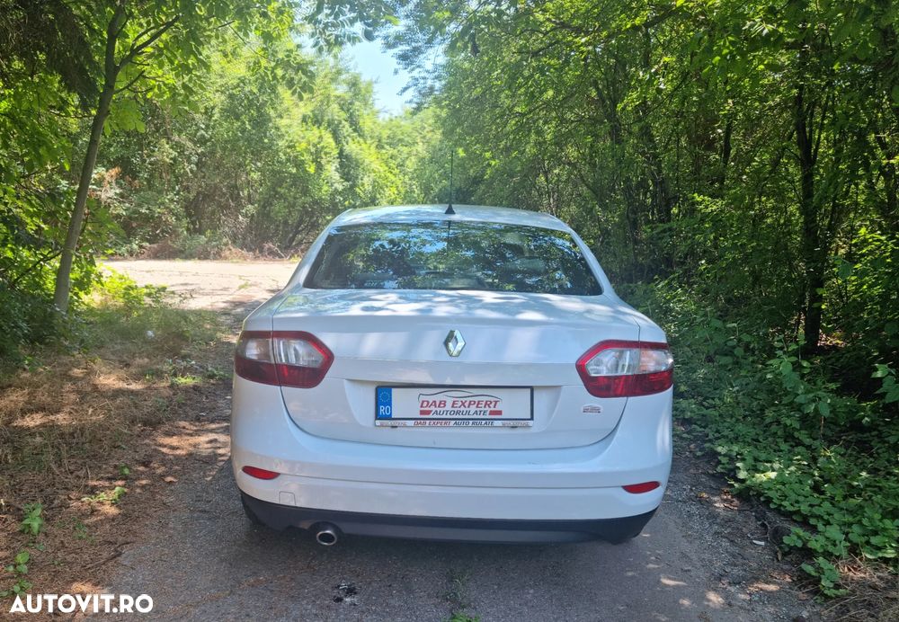 Renault Fluence 1.6 Authentique - 6