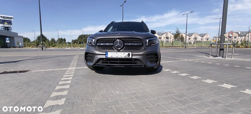 Mercedes-Benz GLB 200 d 4-Matic AMG Line 8G-DCT - 9