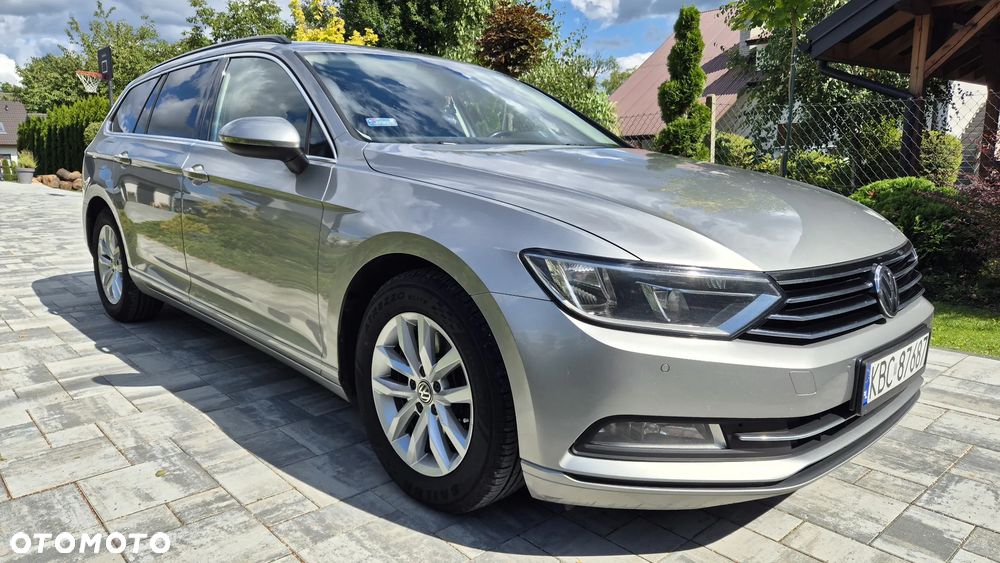 Volkswagen Passat 2.0 TDI (BlueMotion Technology) Comfortline - 12