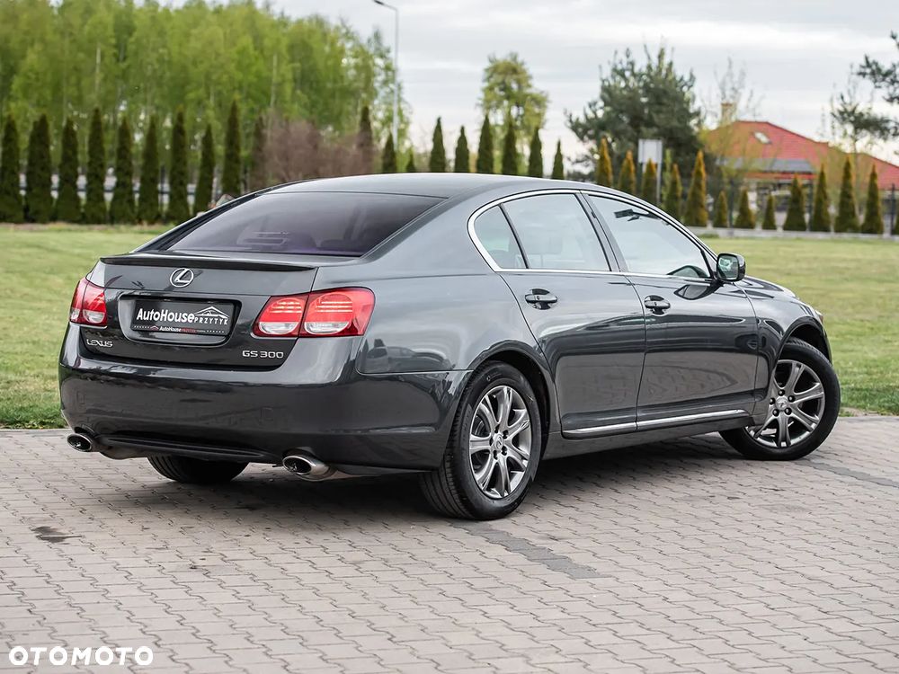 Lexus GS 300 Executive Line - 11