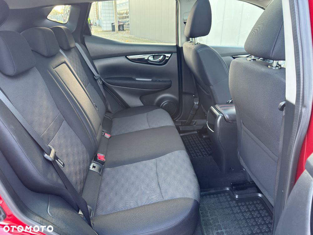 Nissan Qashqai 1.6 DIG-T N-Connecta - 21