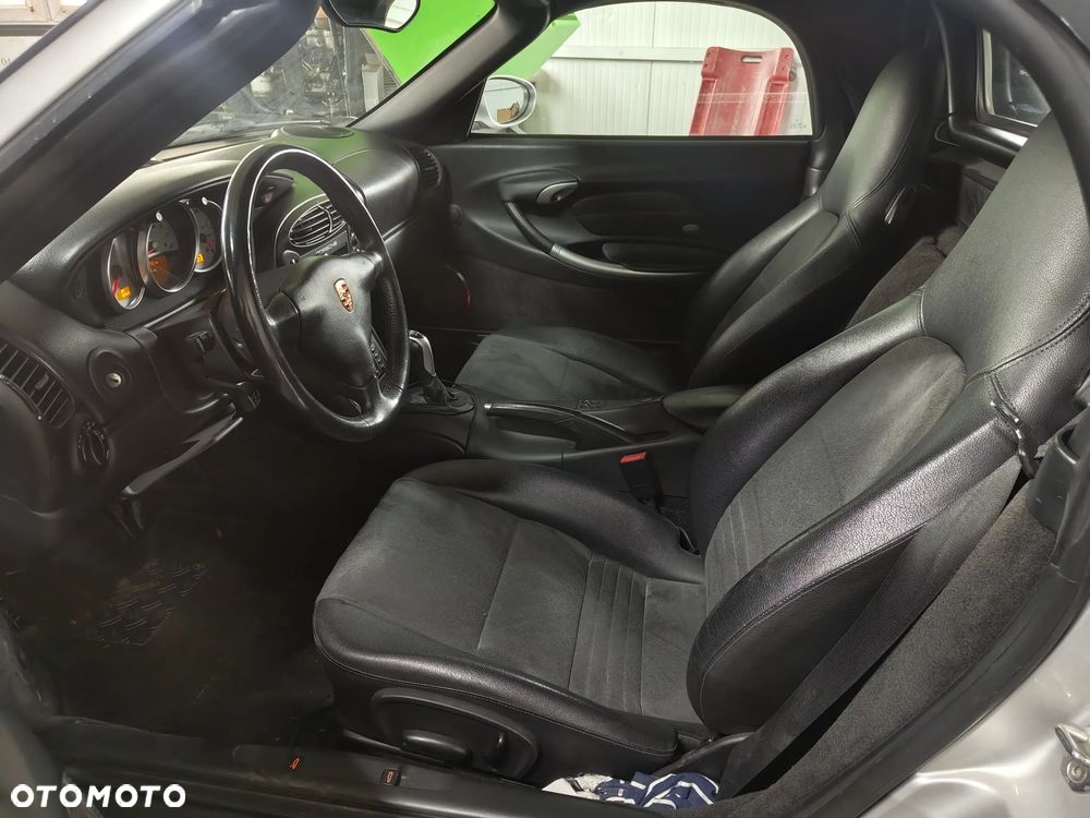 Porsche Boxster - 15