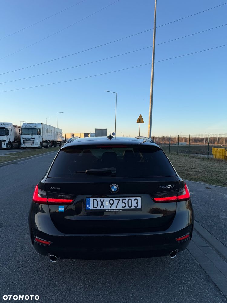 BMW Seria 3 320d xDrive - 5