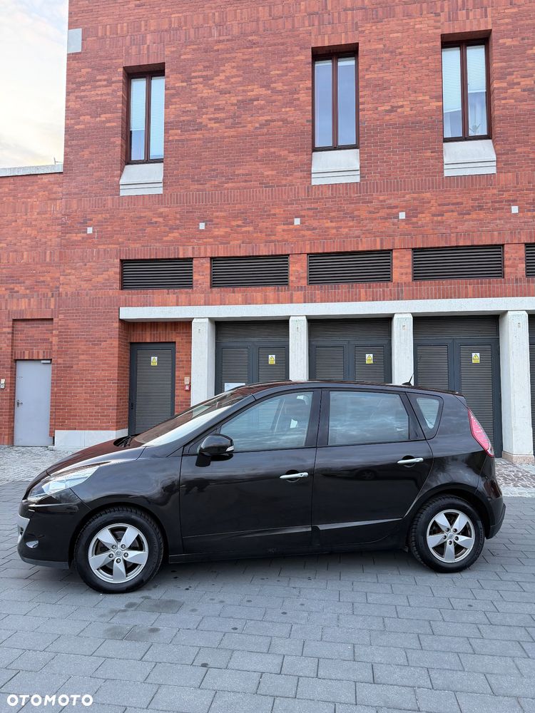 Renault Scenic 2.0 16V 140 CVT Bose Edition - 25