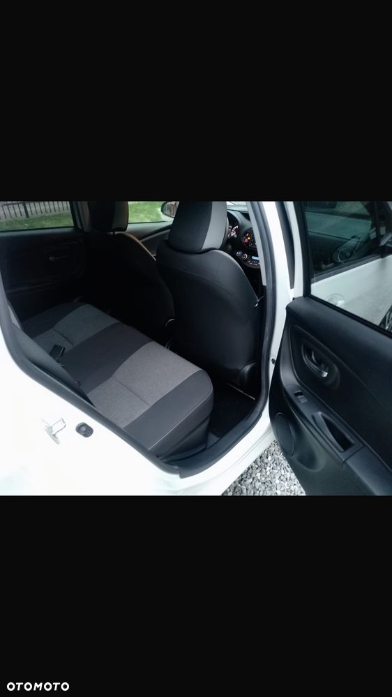 Toyota Yaris 1.5 VVT-i Y20 Club - 19